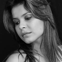 Yasminy Mattos, 18 anos,cantora sertaneja do estado de Goiás.Talento,humildade e sabedoria, temperos essenciais para o seu sucesso.Fique ligado e conheça mais.