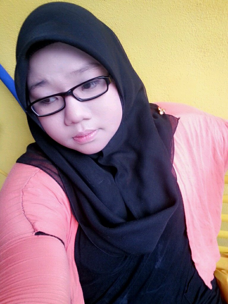 I don't have problem with my attitude . u have problem with it(?) it' s your problem then. ツ