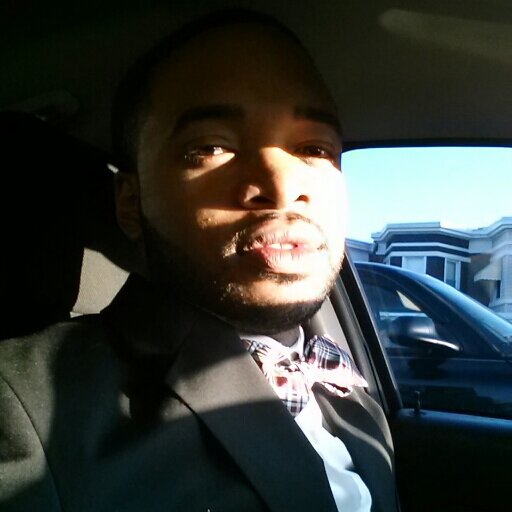 2LiveDeuce's profile picture. Brad is a fucking weirdo!!!!!