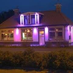 Het gezelligste café van Friesland, aan de Rijkstraatweg in Hurdegaryp