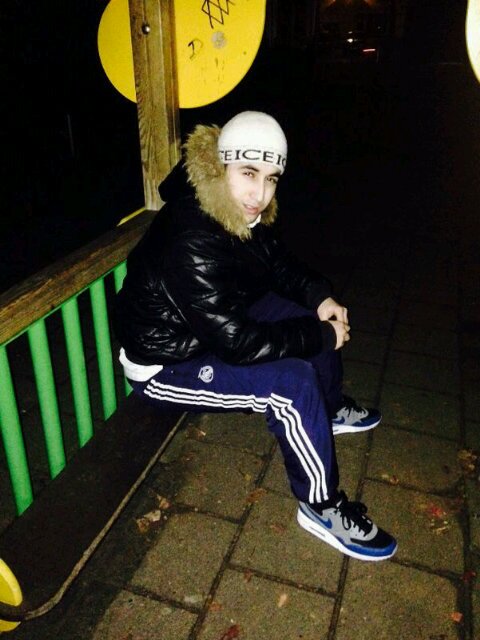 redje076's profile picture. 