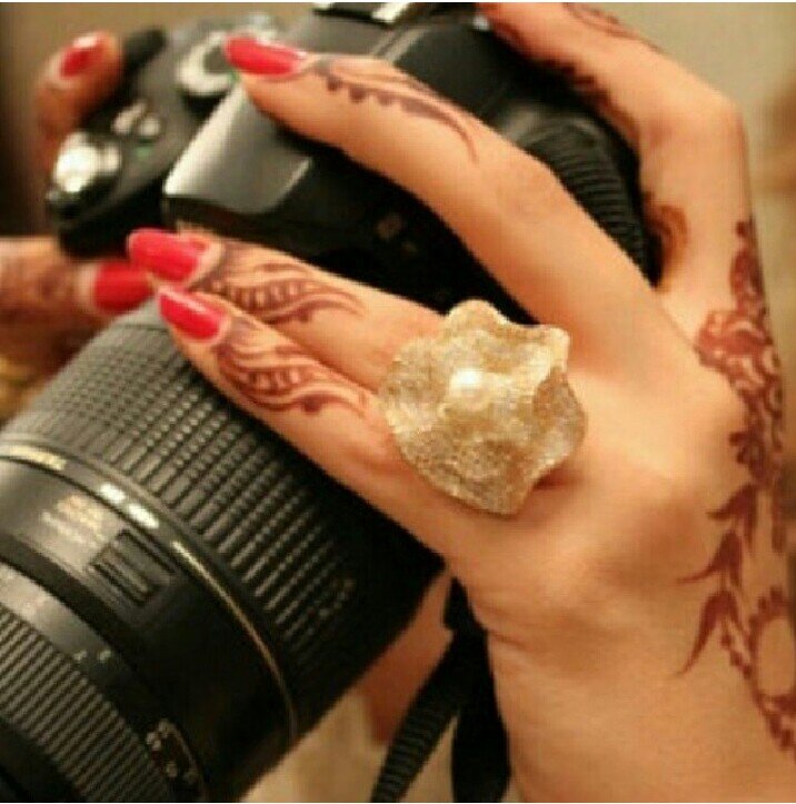 ﻷن أمي تبتسم ، مازالت حياتي جنة♥