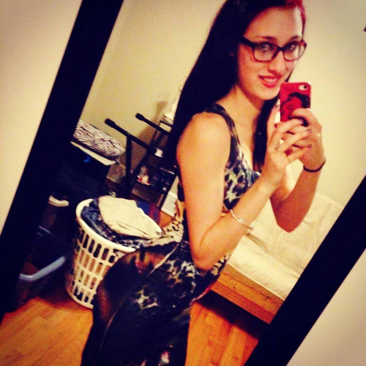 I am a Model,Writer,Cosmetology,Artist,Animal Lover, Mother, Wife, Friend.