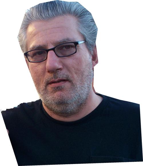I'm Kevin.  I LOVE Twitter.  I think I'm addicted. My two dogs are my associates. They sleep in my office while I'm tweeting.  Follow me and  Ill follow you!