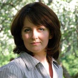 uchebnyytsentr's profile picture. Курсы повышения квалификации: стилист, визажист, дизайнер причесок и др.