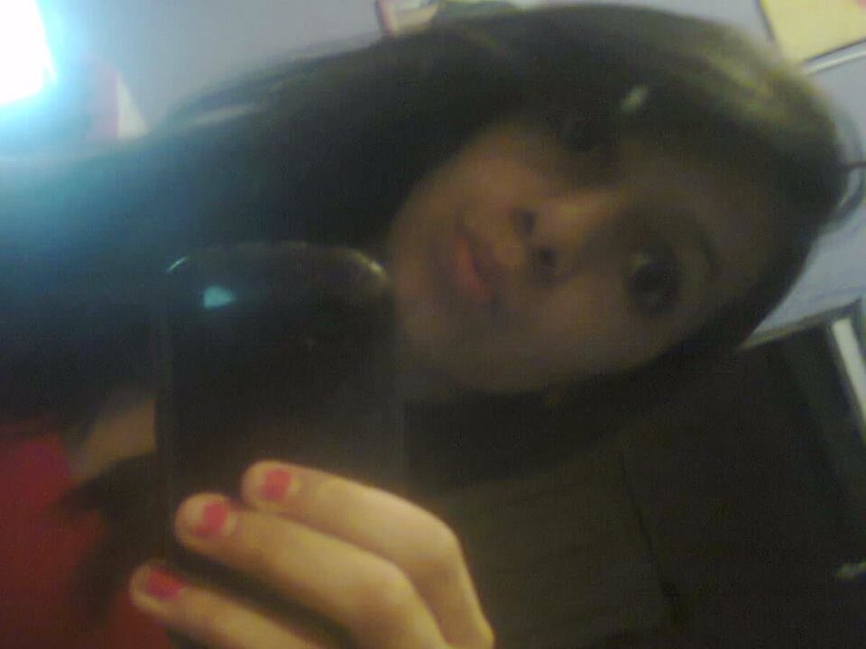 Sou uma pessoa de dentro pra fora.. Naum me rebaixo a ngn...