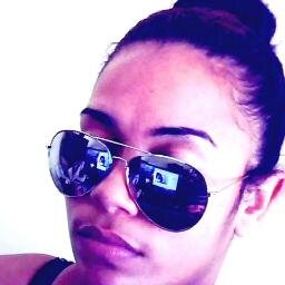 Contestar :) con :) esta :) carita :) cuando :) tienes :) ganas :) de :) matar :) a :) alguien :).