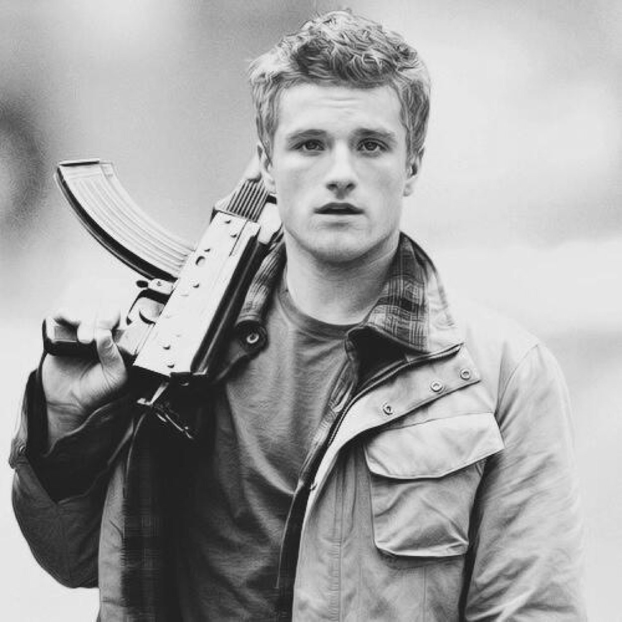 Tributo,Idhunita y viajera en el tiempo junto a Gideon.Medito en Limbad junto a Gale.Tengo el encanto de una babosa muerta http://t.co/1ngUHqAS
