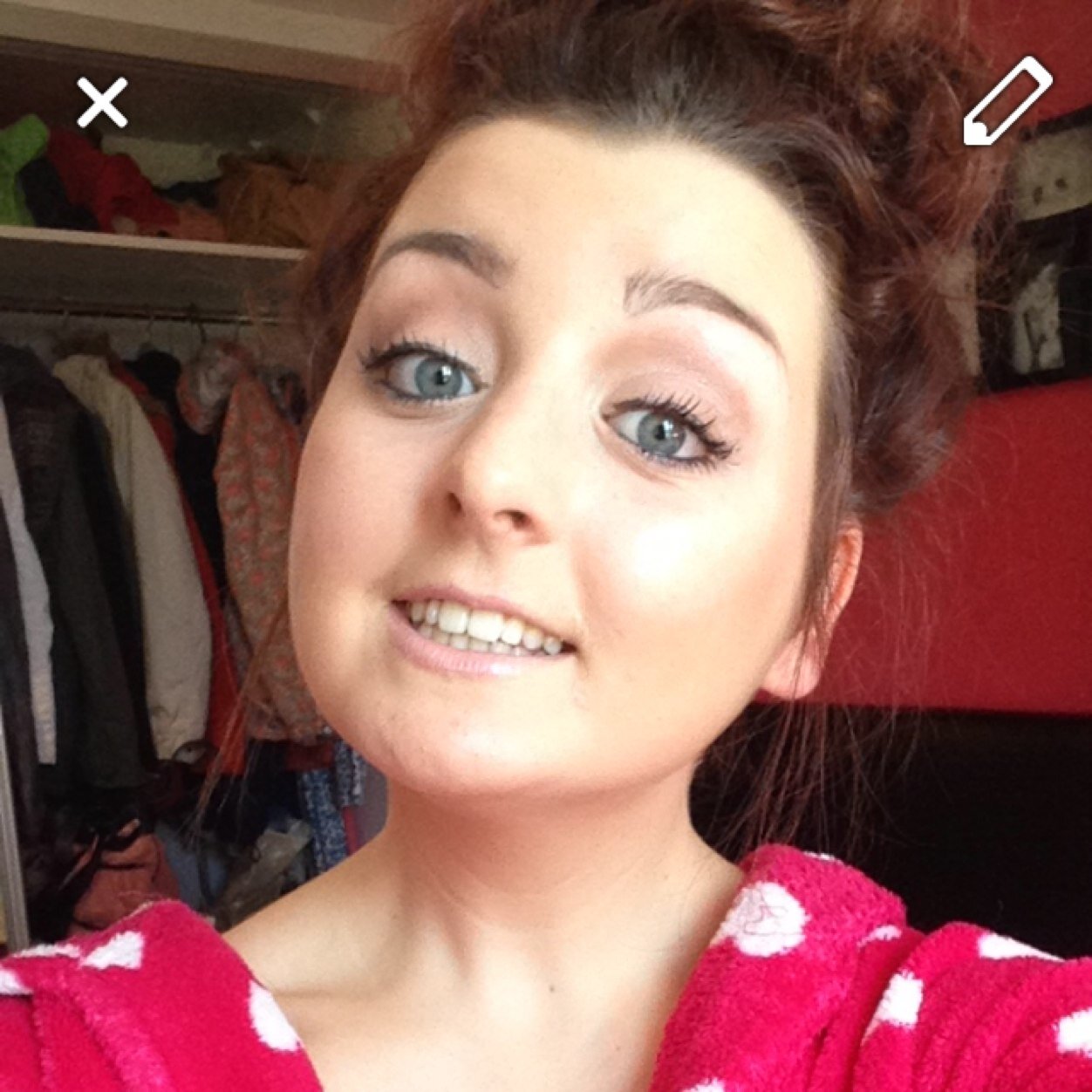 _theteenbarbie's profile picture. Irish Beauty Blogger. Lover of all things beauty!
Business Enquiries- kayleigh.baxter19@gmail.com