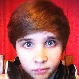 _Piierre_'s profile picture. Happy :)