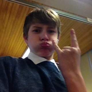 Ryaannn_Macm's profile picture. Chicken3