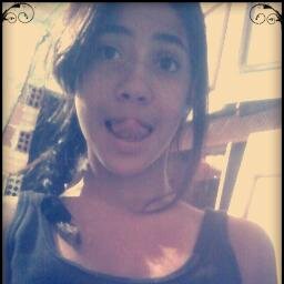 Mas sempre haverá uma data, palavra, um olhar, um sorriso, uma musica, pra te fazer lembrar. ♫♪