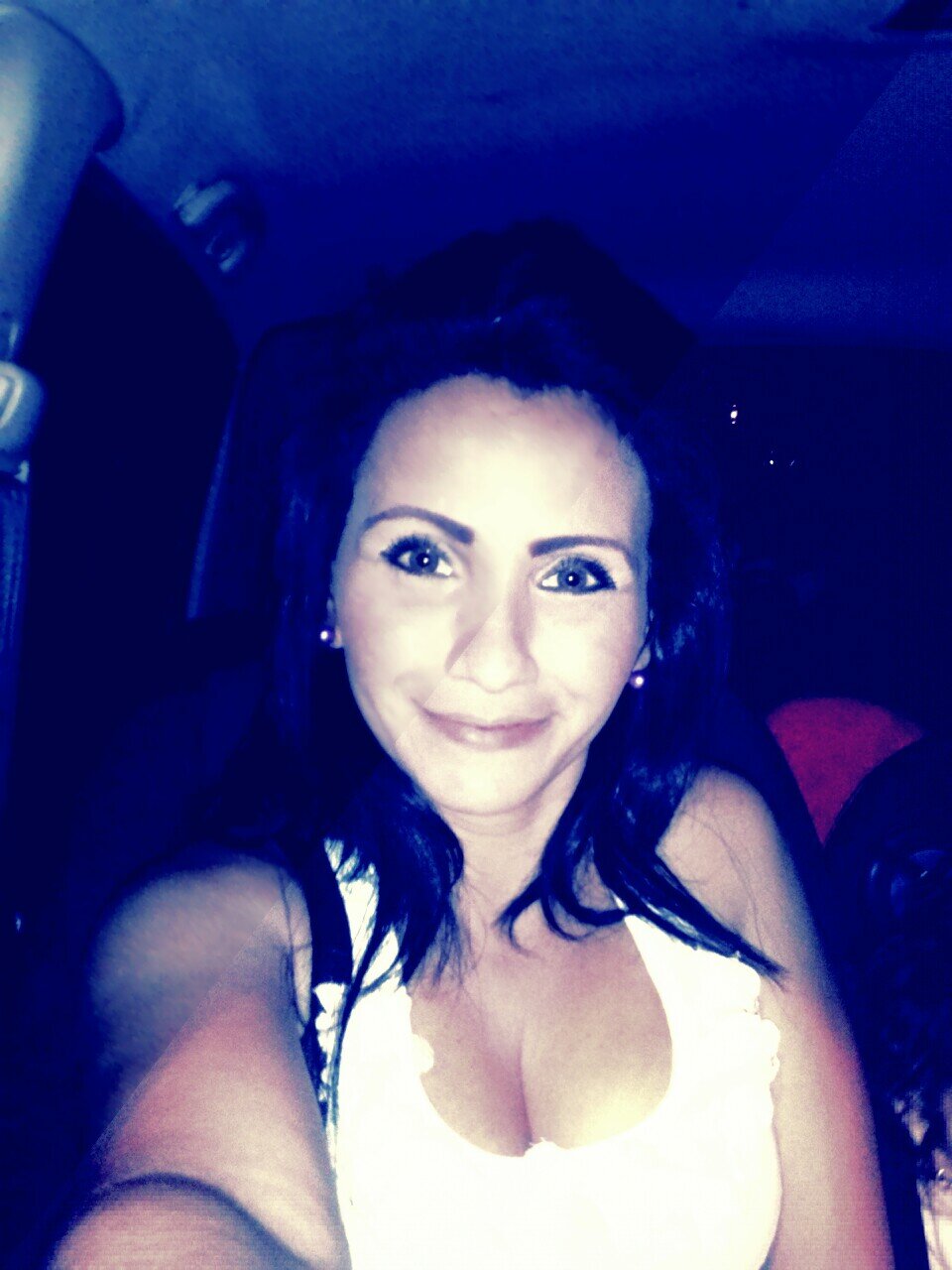 CHAVISTA. Muy Realista,Comprometida con La vida Fiel y Leal....con Mi Dios siempre delante de mi camino...Amo la vida y ser Feliz!!!
