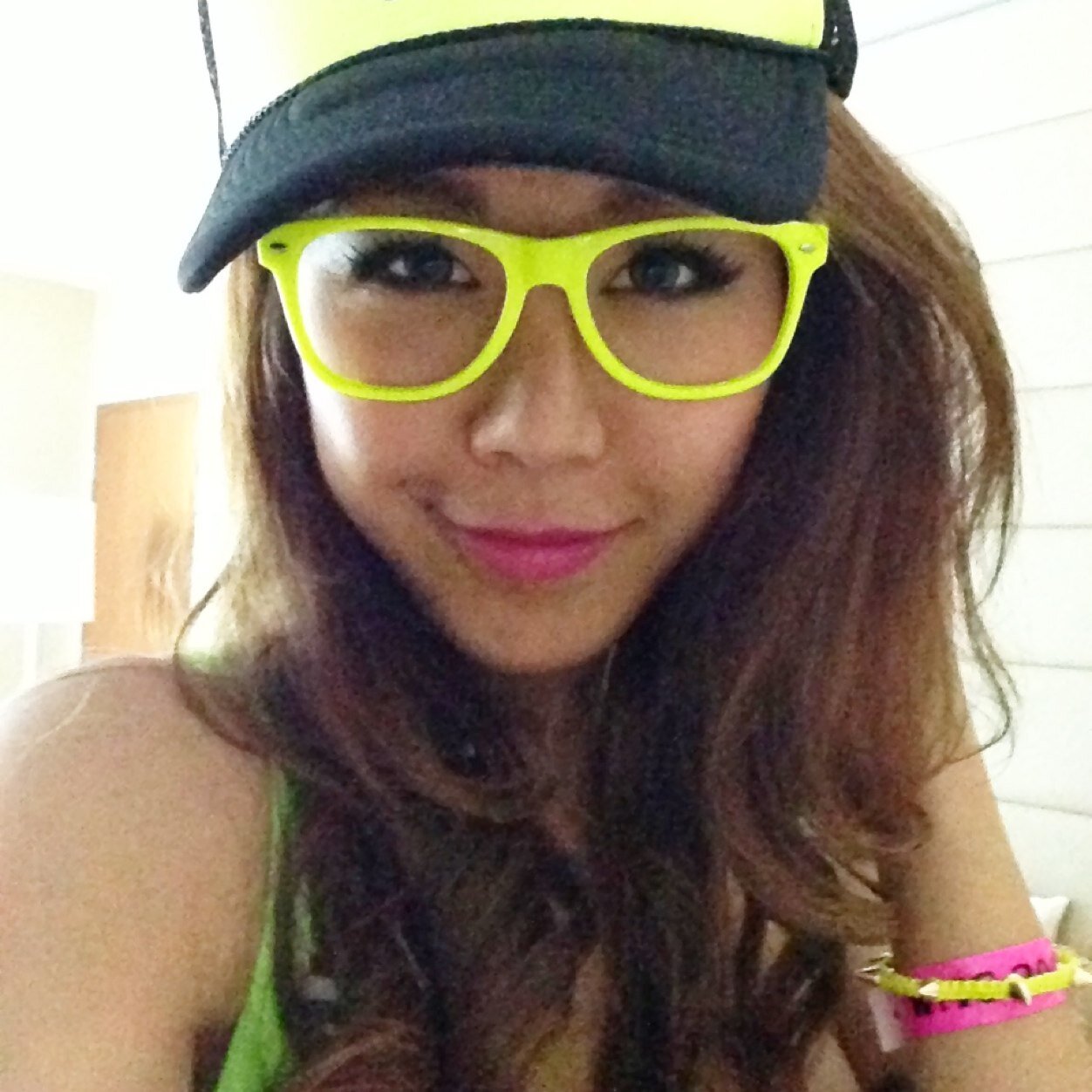 LoveEvaSkye's profile picture. Everyday is an Adventure✨ Stay Positive Humble & Grateful. Always live life to the FULLEST & Never Give Up!✌♐  International Model Host & Performer