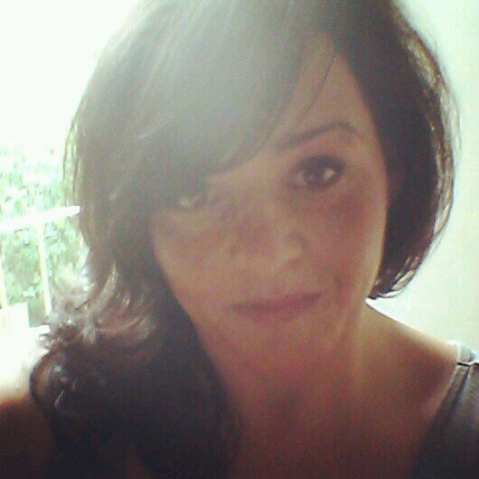 Hairstylist for the Film and Television. My set bag is packed. My passport is ready, and I play well with others. Do i have to share too?