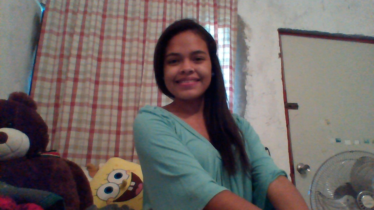 YulissaSolis5's profile picture. 