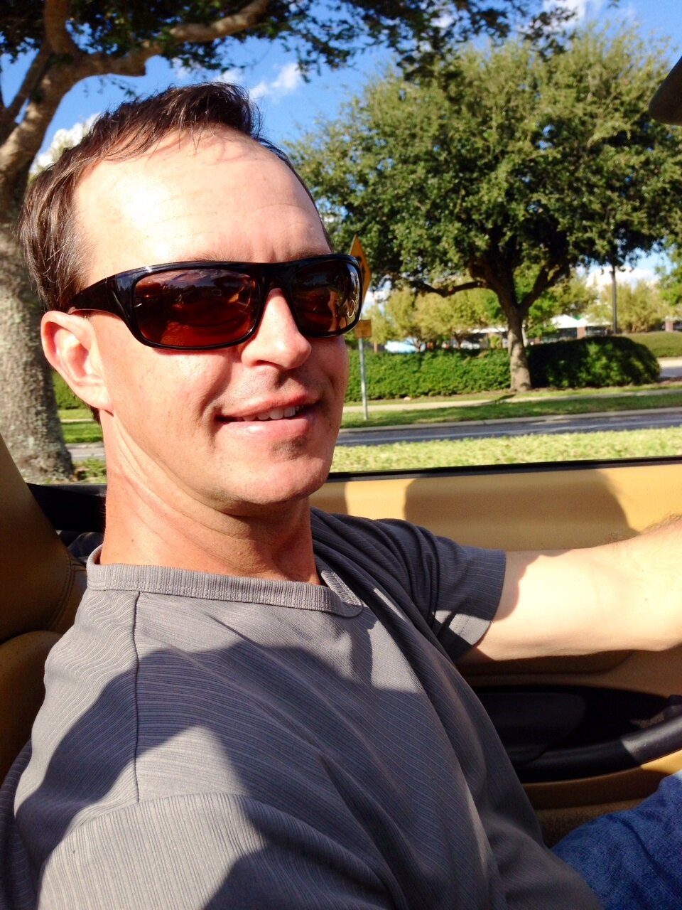 Owner of Auto's Online,LLC 801 N E Eglin Pkwy. Ft Walton Beach, FL 32547 : 850-862-7977 http://t.co/YnrgsyN1no Locals helping Locals,in the area for 35 years!