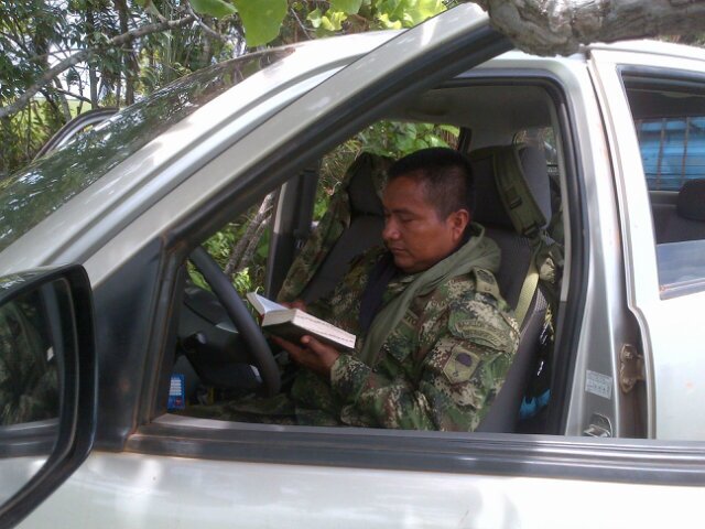 Soy de las fuerzas militares COLOMBIA  primero Dios por encima de todo paciencia humildad y creer en uno mismo lo demás llegara por añadidura