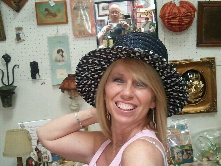 DonnaKcdc2029's profile picture. 