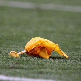 StripeyRef's profile picture. British American football official, devoted follower at the church of Hochuli. All views expressed are my own and not of any organisation.