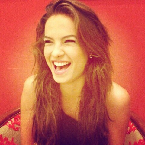 Quanto maior for o obstáculo, maior é a minha força de vontade de ir até você  @Lua_Blanco ♥
Since: 08/05/12