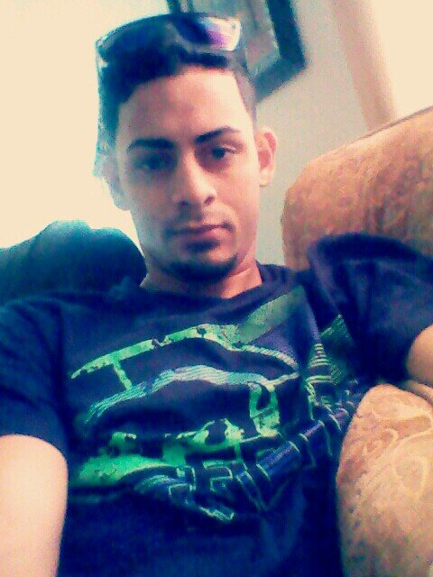 kik & Inst: mjose_94  http://t.co/tEcKABgo9D…
