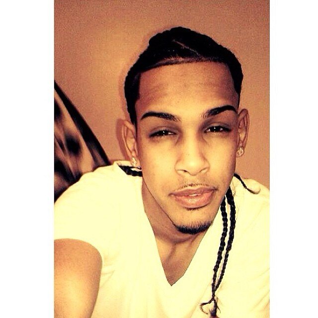 Born Stunna.  Reppin Houston, TX  Real Nigga.  Old Twitter Hacked... Follow A Real Nigga Though. Instagram : Situation_Starter55