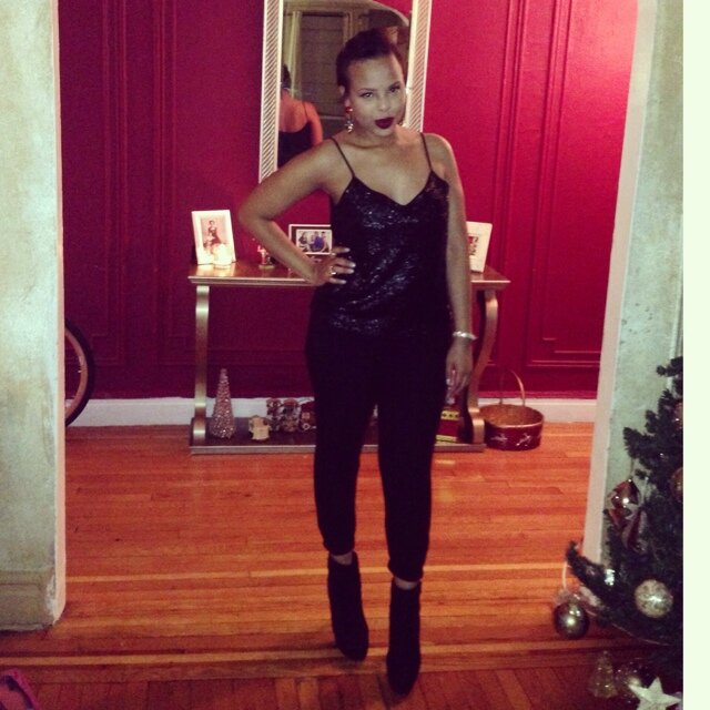 Lozerdiva's profile picture. A girl should be two things: classy and fabulous!