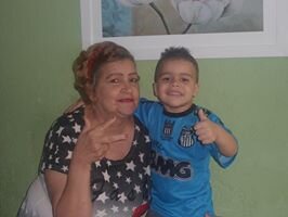amo a vida.odeio quem e ipocrita, amo fazer amizades sinceras.,odeio quem se faz de santa e nao e, amo a deus acima de tudo faço de tudo pra ser feliz  beijos,,
