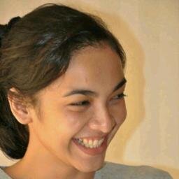An actress. Mommy's strongest daughter. Contact person: TeBe 081511417631