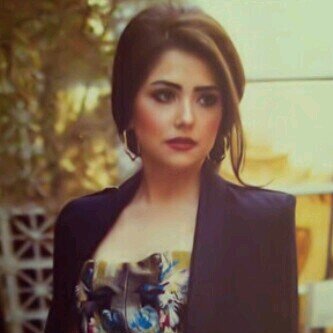آمي كوني رآضيه عني ف حلمي تحت قدميك❤
