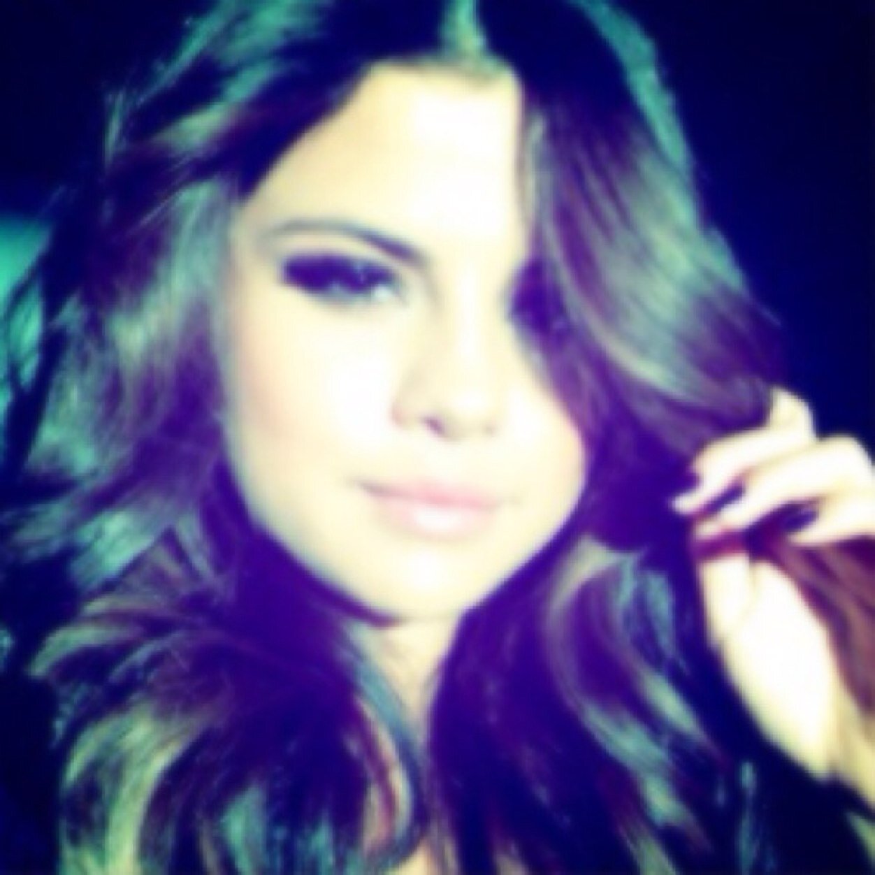 selgormez's profile picture. I fell in love with you, like you fall asleep; Slowly and then all at once.