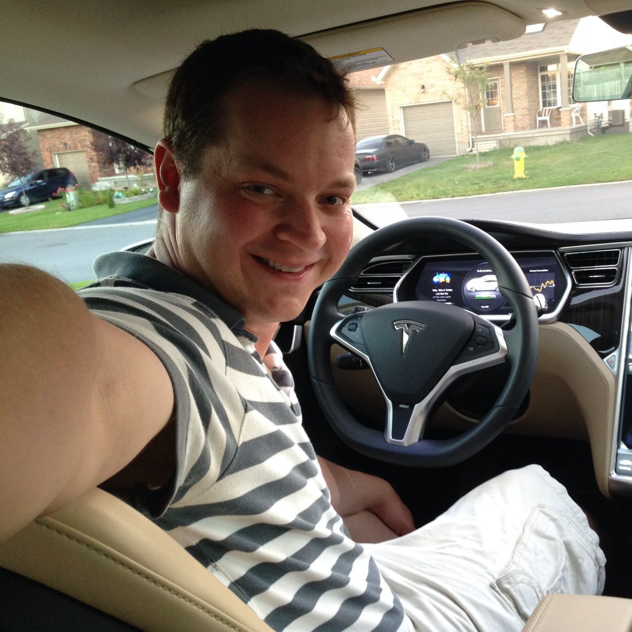 Multimedia developer. Eco-Friendly, EV enthusiast.