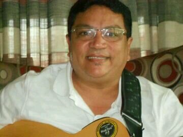 sou musico e canto seresta e mpb e bolero etc...numeros para shows::(87)9142 3020-(87)9966 8038...
