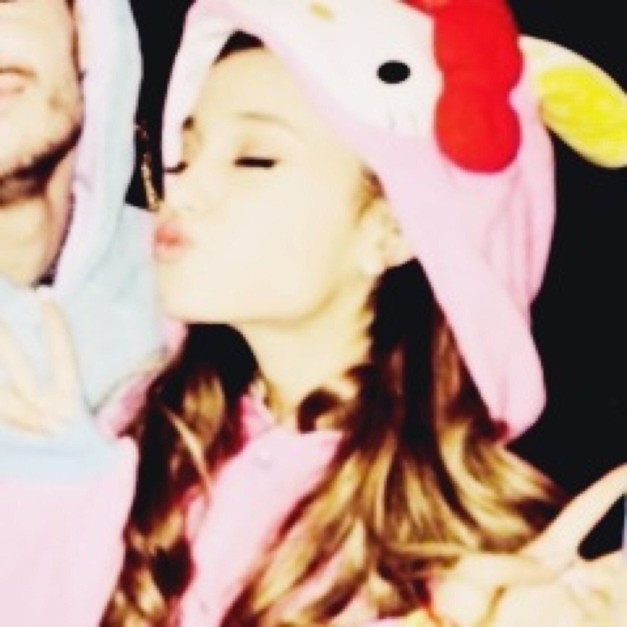 Arianator for life!! Ariana is my queen!!!