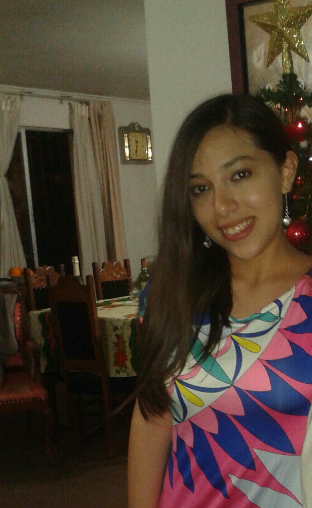 de apariencia timida y lo soy si no te conosco pero en el fondo hay algo de locura tranquila, siempre soñadora y perseverante
