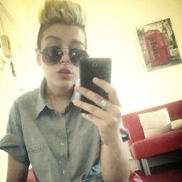 OPEN YOUR FUCKING MIND.△ Livin' la vida corta