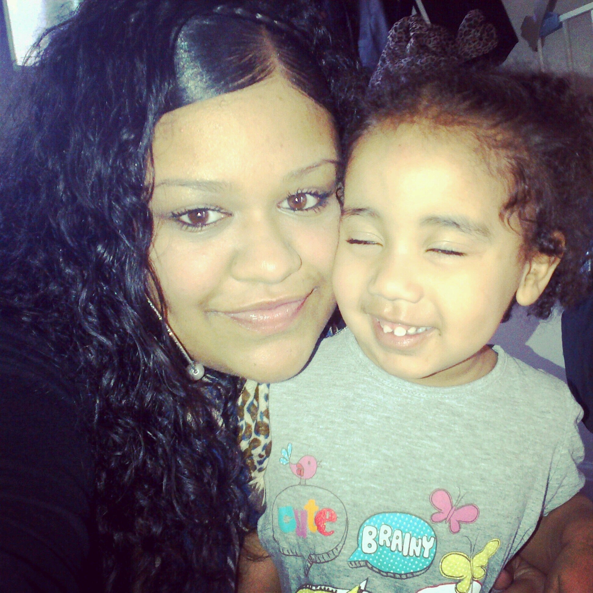 1/2 Dominican & 1/2 Anglo Indian! #TeamGemini! #TeamMariahCarey! #TeamTreySongz! #TeamDrake!