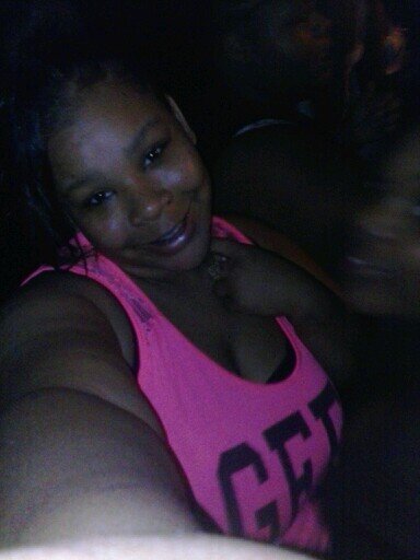 Hello my name is Victorria I'm very nice nd honest follow me nd see what life brings