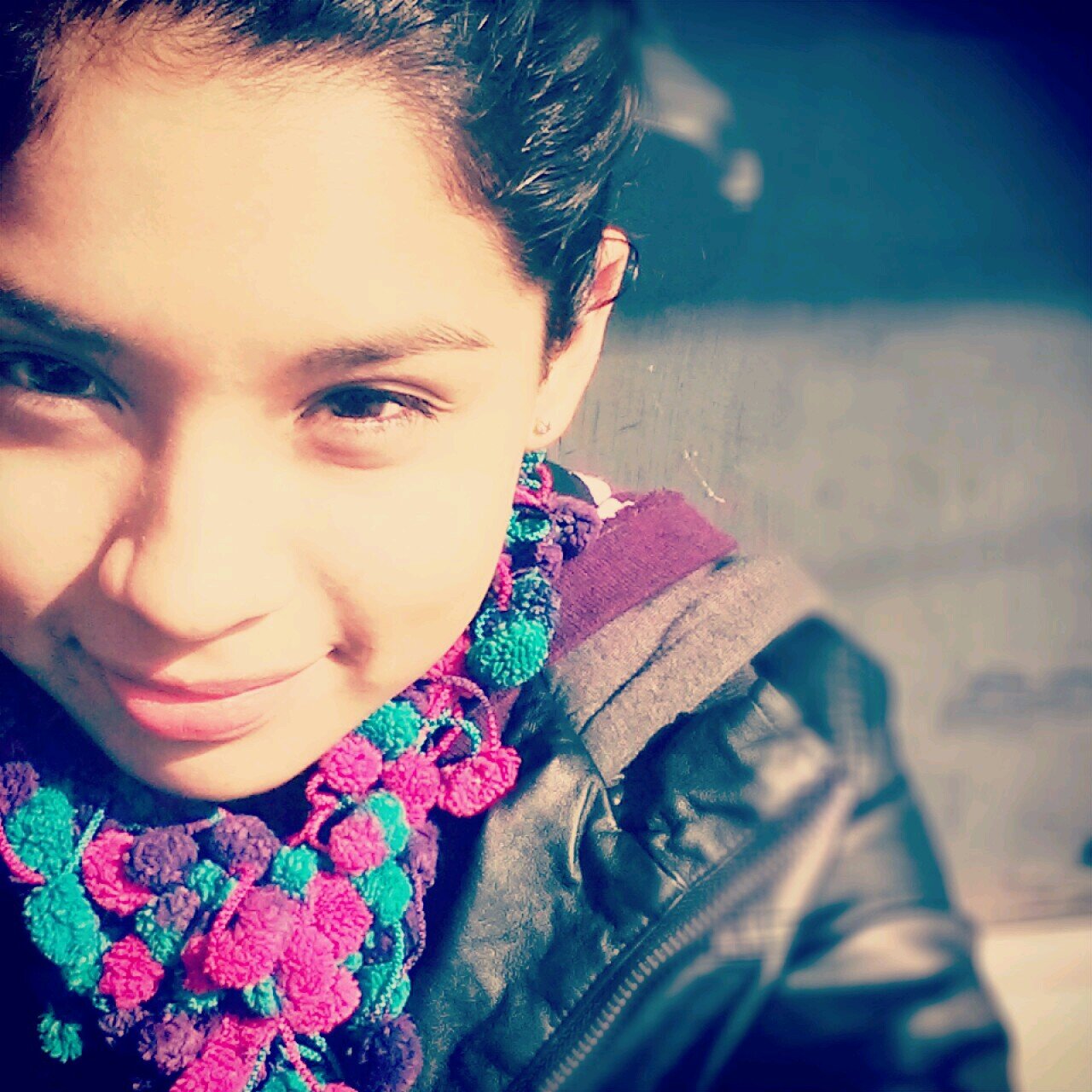 Hola follow me (: