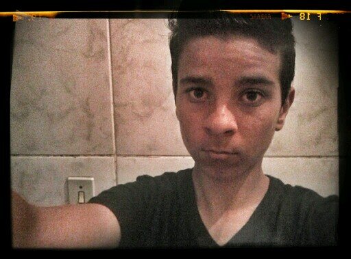 joaodjn's profile picture. O nosso amor e como o vento,vc nao pode ve lo mais eu posso sentir...