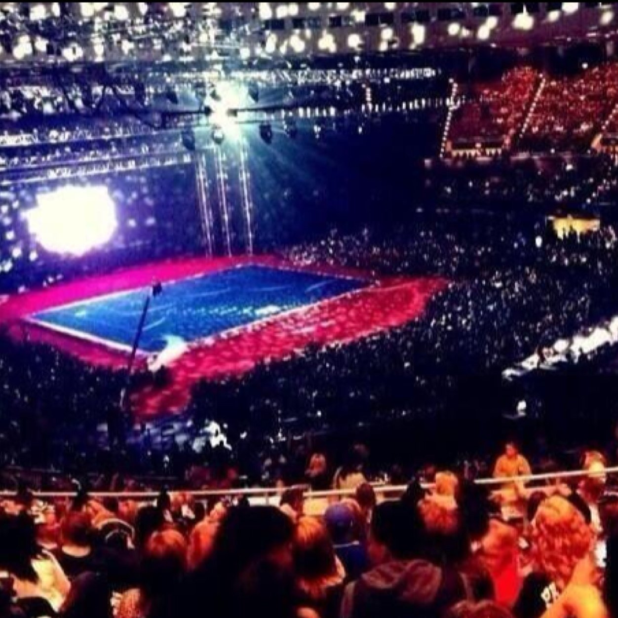 Cheerislove37's profile picture. 