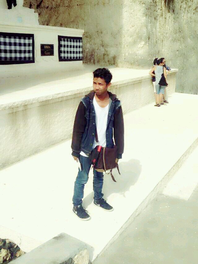 jun_travonta1's profile picture. 