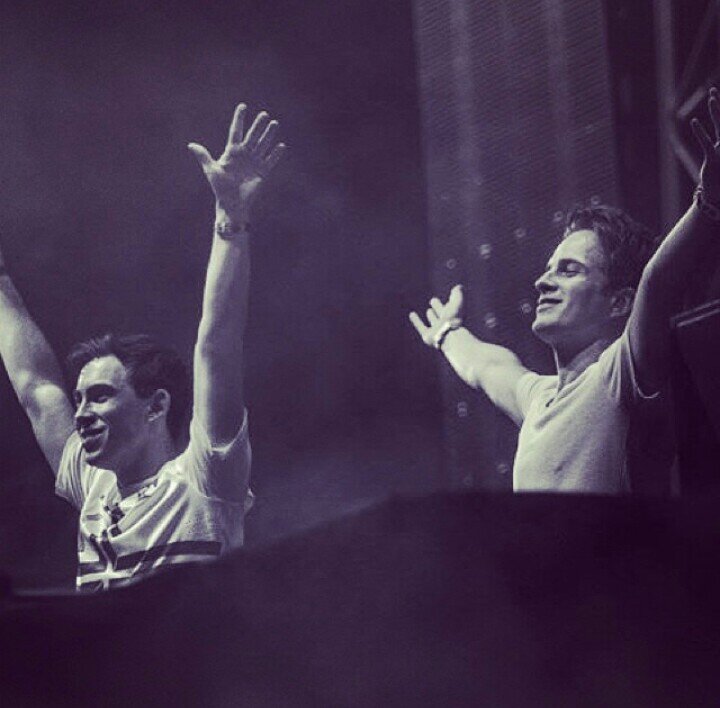 Cuenta dedicada al DJ/Producer @DANNICdj #30 DJ Mag Top 100