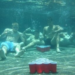 Tweeting all the crazy things you never thought you would do or see! #youknowyouareincollegewhen