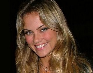Atriz, modelo,amo o que faço pessoa super grata por tudo isso.