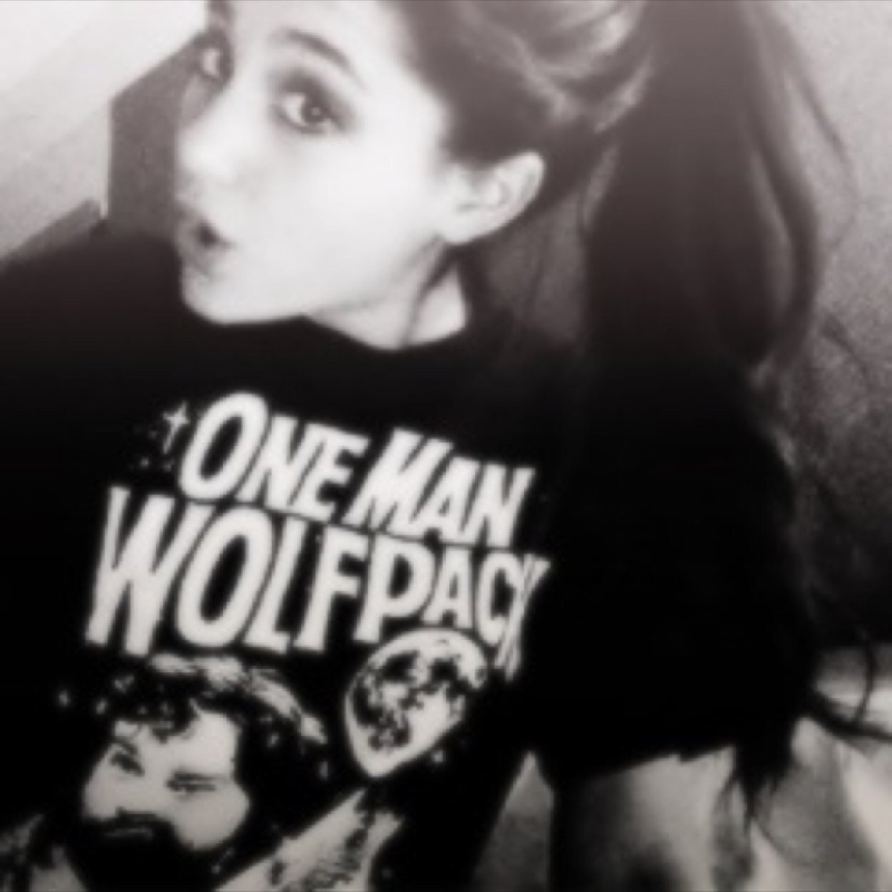 lookatmybieber's profile picture. Oh no no