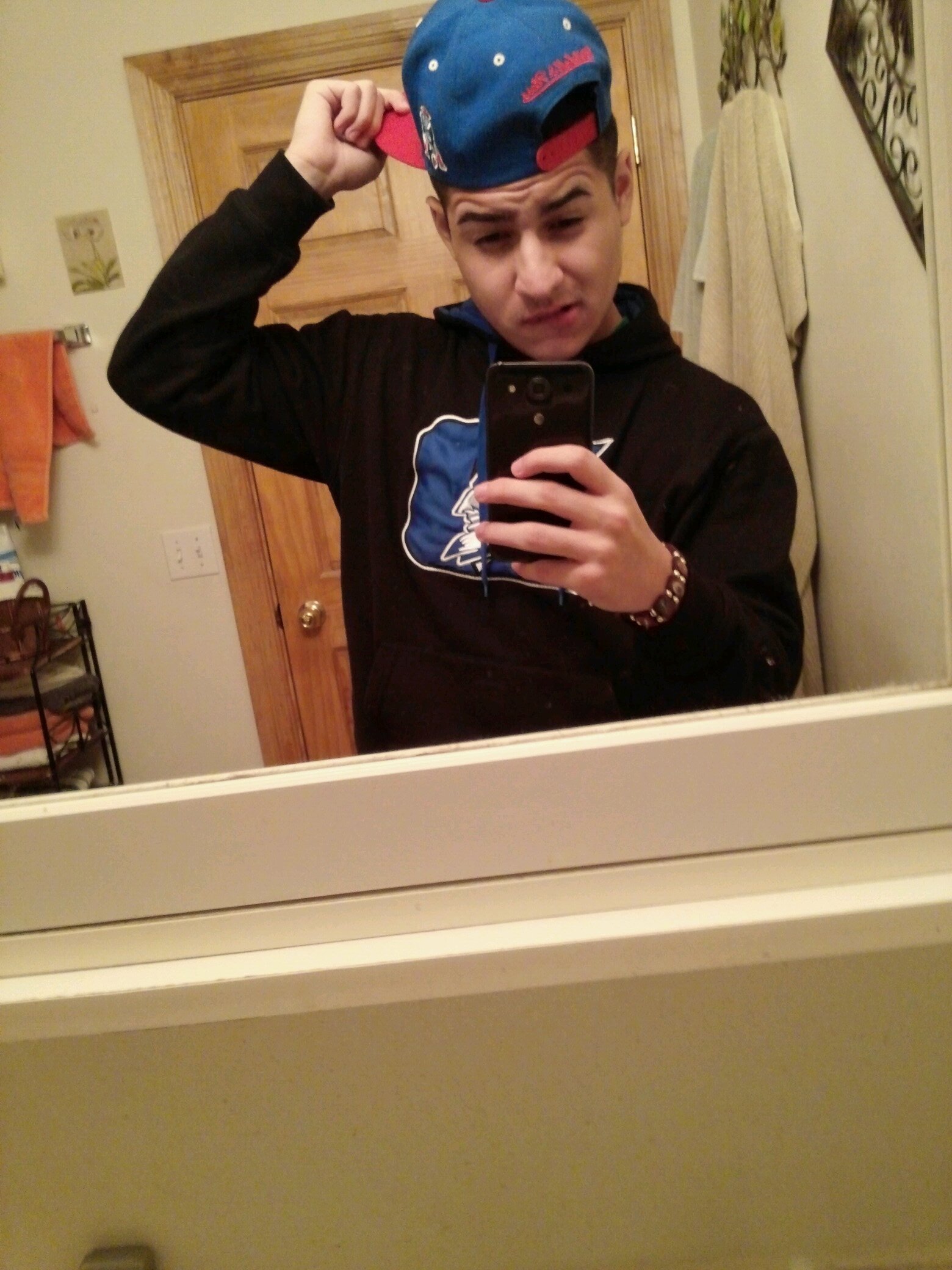 Single and ready to mingle.