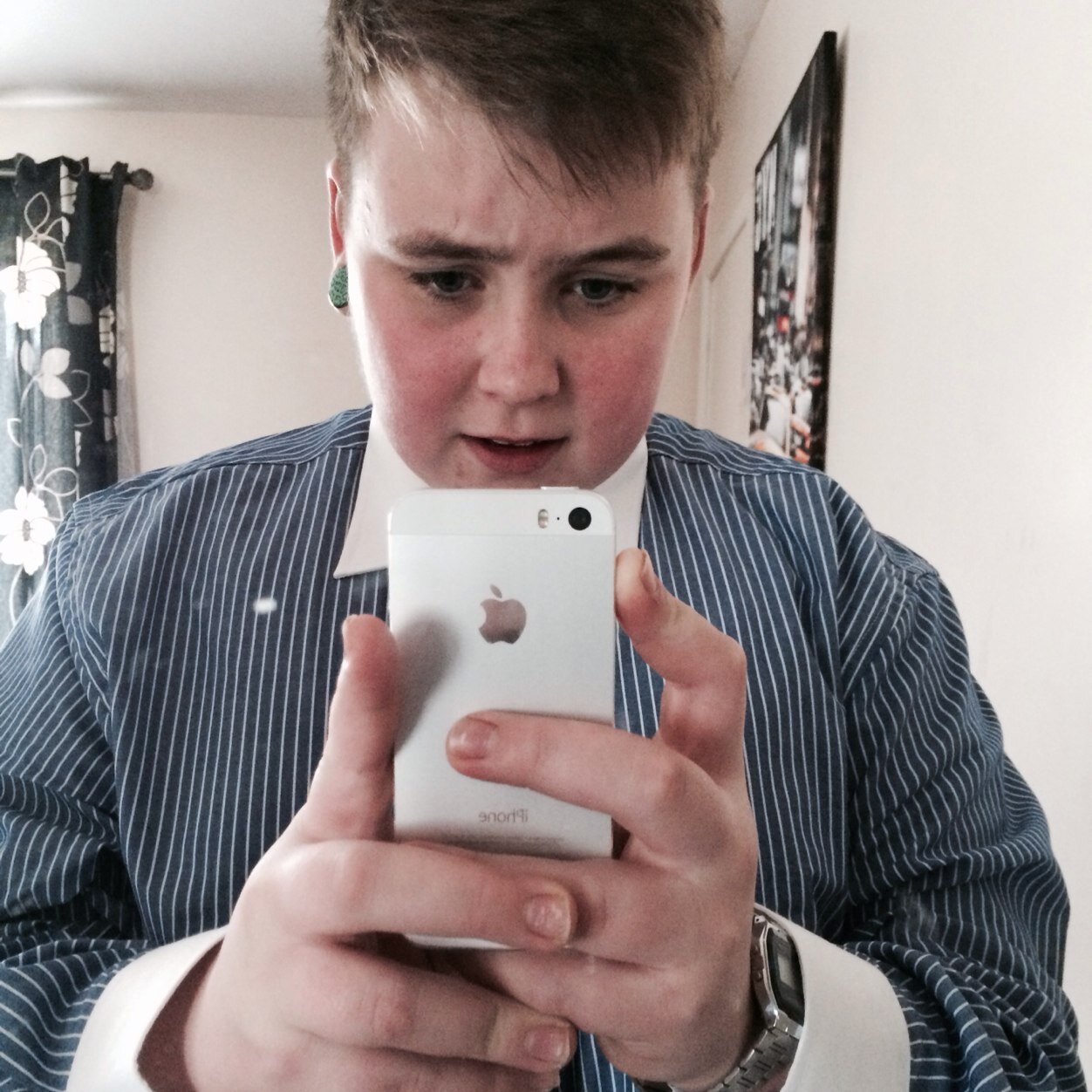 Samsharpe14's profile picture. 14 year old,average lad,enjoy McDonalds and smoking drugs