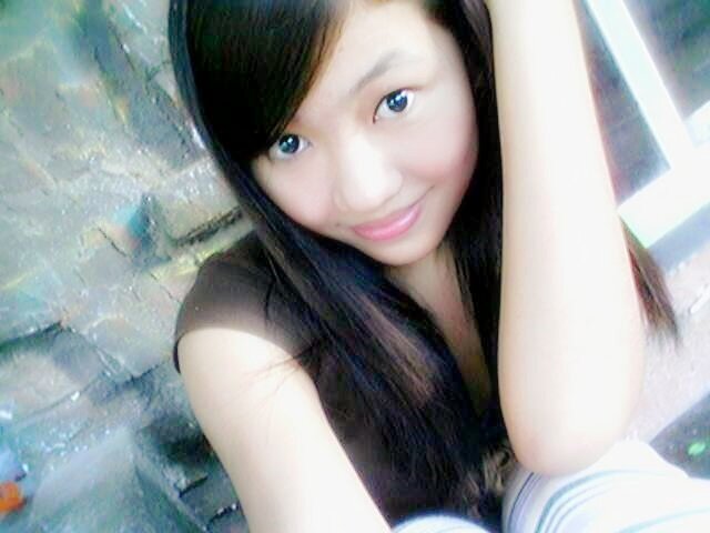 BANYAK TEMAN...BAXAK PENGALAMAM
Q Orgx
*prude-_-!
*good anough-_-!

*sayang keluarga-_-!


Cowok idaman

*Tampan
*sayang ortu 
*pengertian
*Baik